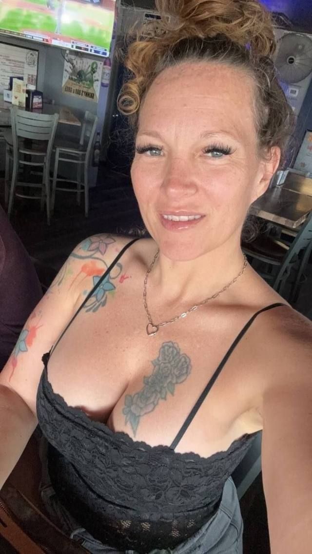 NO PAYMENT REQUIRED- SEXY SINGLE MOM FOR MEET AND FUCK AS LONG AS YOU KNOW HOW TO USE YOUR DICK 🍆🍑🍆💦. - Image 3